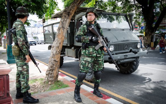  Thai military at Chang Phueak Gate in Chiang Mai. Photo: Wikipedia