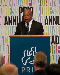 John Lewis giving the PRIO Annual Peace Address in 2011.