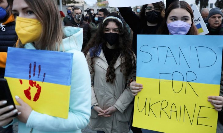 Ukrainian Women Engage in Resistance and Should Be in the Peace Talks ...